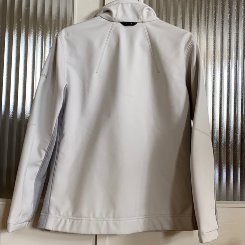 Columbia Shell Jacket - Picture 2 of 7